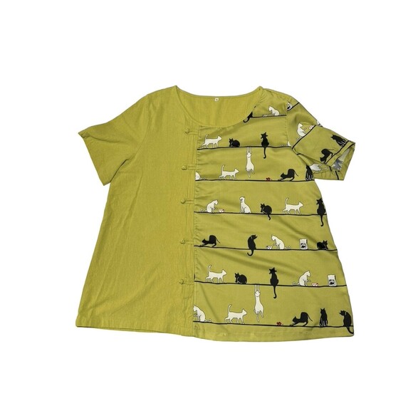 Unbranded Tops - Women’s‎ XL Green Cat Blouse With Faux Knot Buttons Unique Kitty Shirt